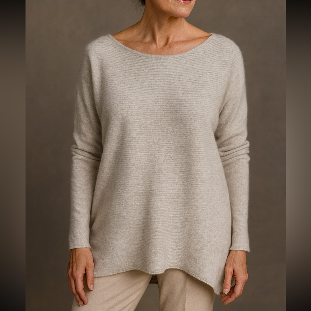 C by Bloomingdale's | Women's 100% Cashmere Long Sleeve Sweater Size Medium